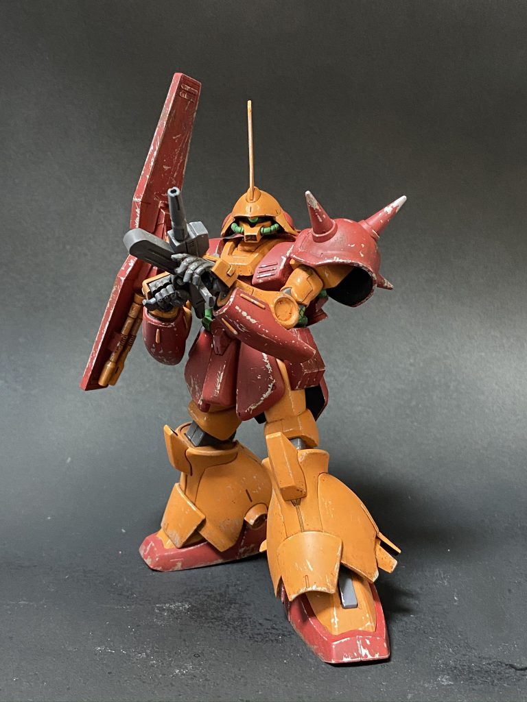 下地はシルバーサフとシリコンバリア。全塗装後にはがしを入れてます。