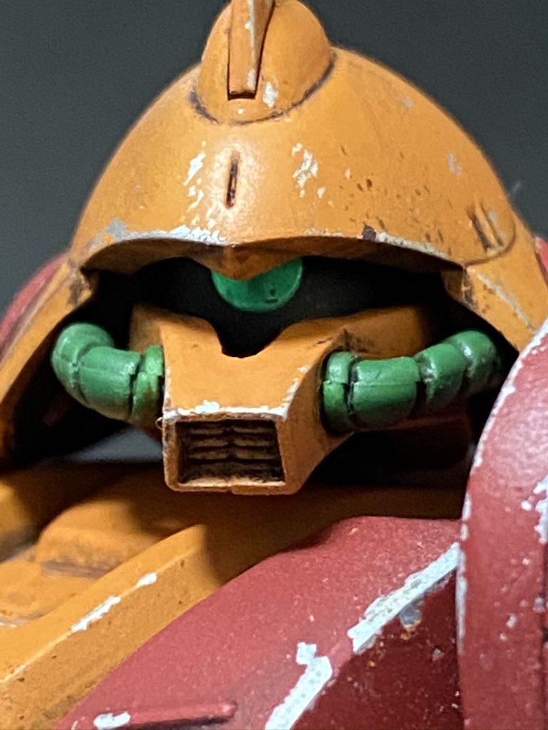 モノアイはラピーテープとUVレジンで作りました。