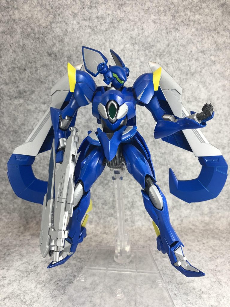 フロント。
キャニス・アルタルフの立ち絵っぽいポーズで。

前腕部はゼダス。マニピュレーターはAGE系。足部は天ミナ。

ライフルはアヘッドスマルトロンのライフルにアストレアのPGNソードをつけたものです。