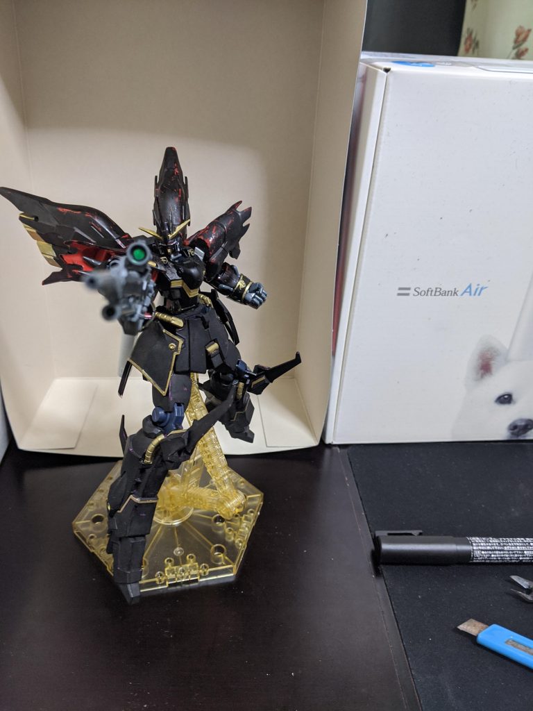 リーダー機のレイヴンガンダム、通称ヤタガラスです。前衛アタッカーです。