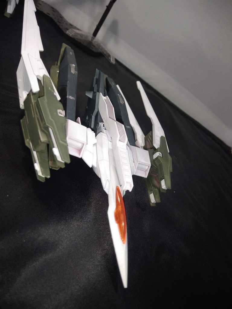 そして改造パーツ用としてガストブースターをその場の追加パーツで無加工で作りました