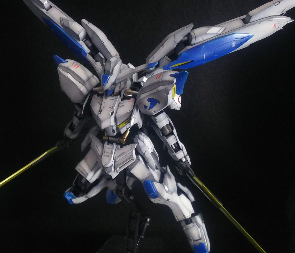 バエルは飛行状態が似合いますね