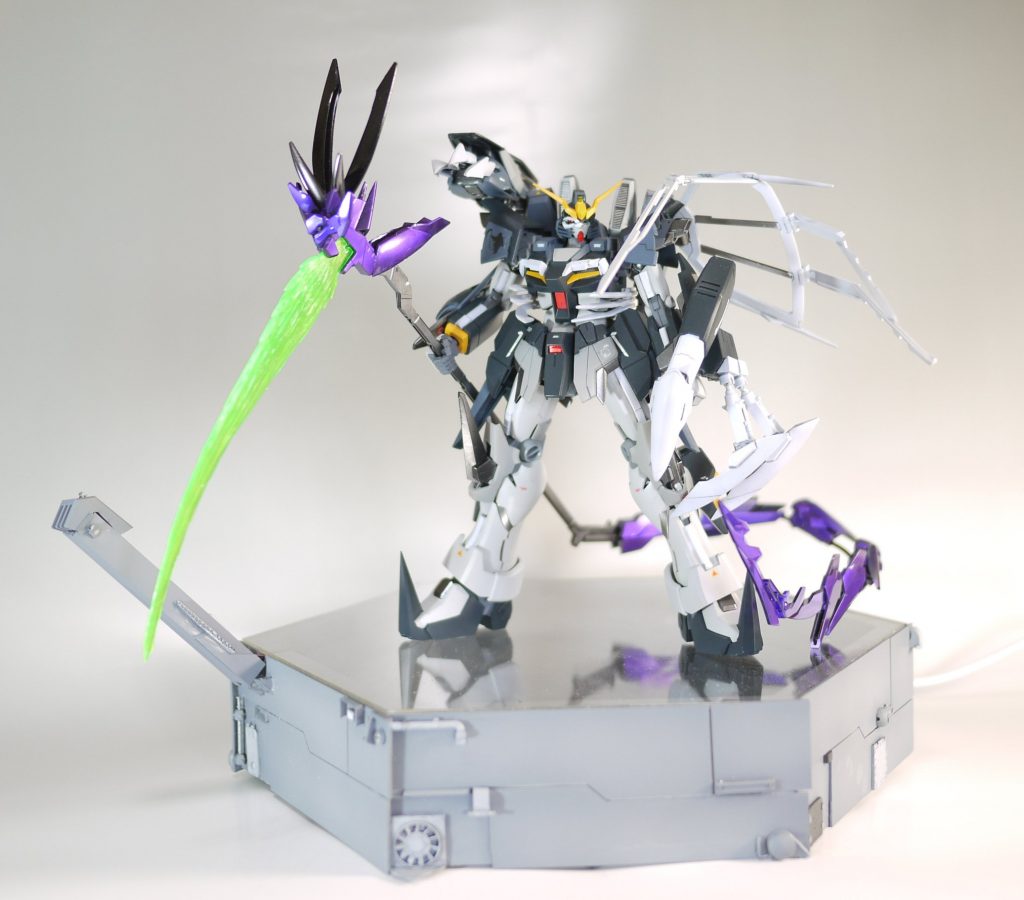 骨っぽいパーツを追加
禍禍しいバインダーはディジェのパーツからでっち上げ