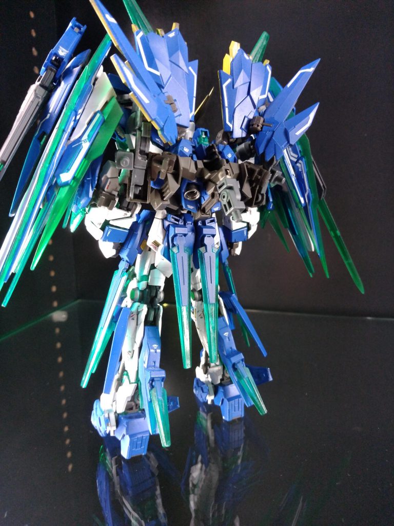 バック
各箇所にジョイントを設けてあります。
これにより今後の改造の拡張性が期待できます。