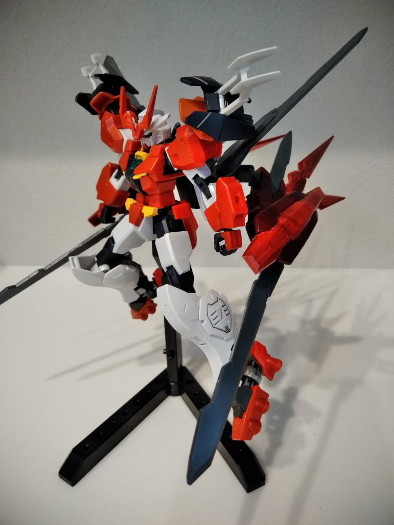 スパイラルスケイル
ブルーフレームDシペールソードや
メタルビルドアストレアアヴァラングダッシュを参照した
高機動、突撃突貫形態