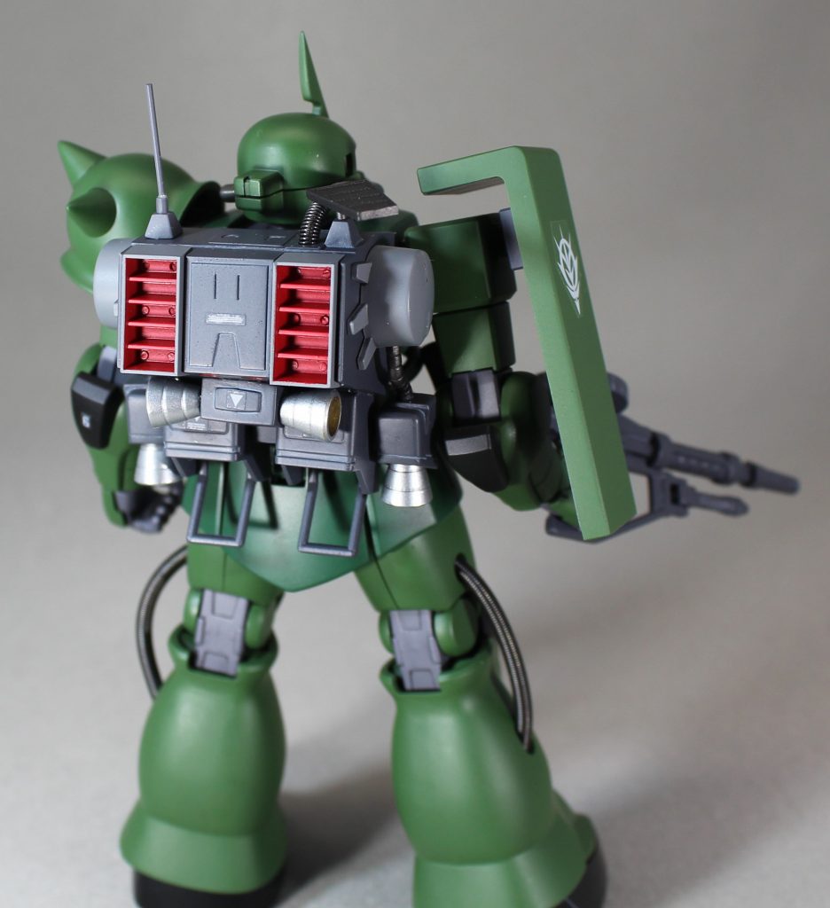 バーニア以外はキットを塗り分けたのみです。今でも充分通用するキット完成度だと思います。