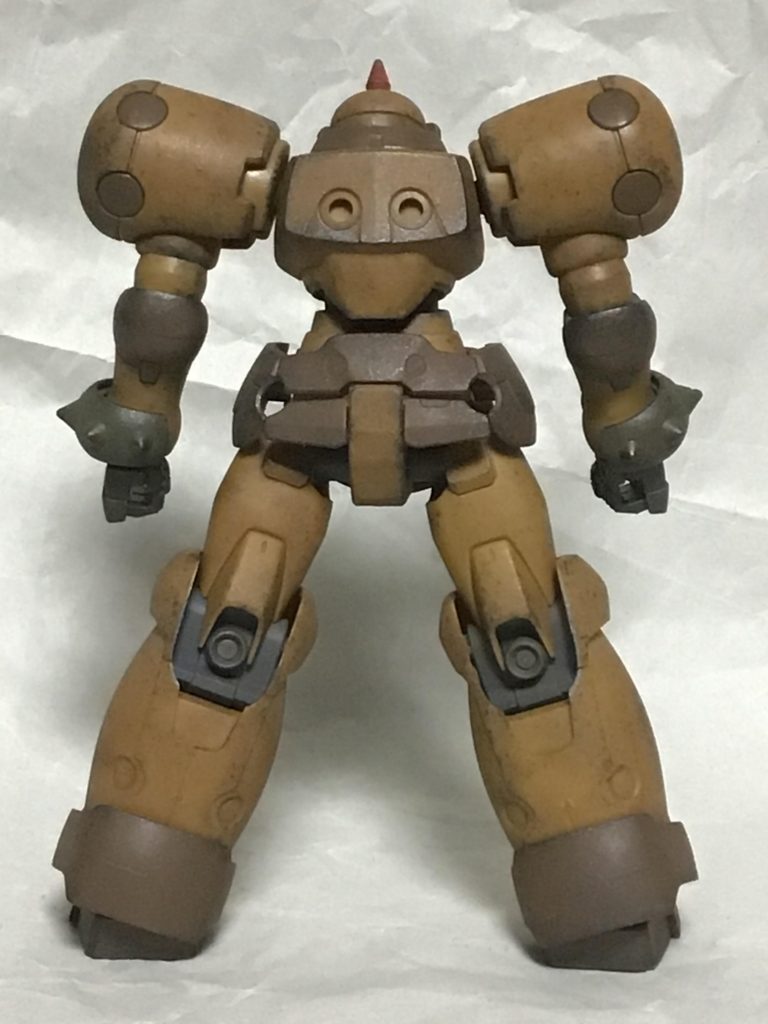 背面です。顔に見える背中。