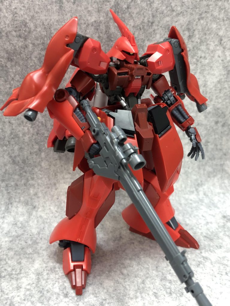 フロント。
アスタロトオリジンはボディと肩くらいで、四肢はRジャジャ。腰周りや装備はシナンジュのものです。
