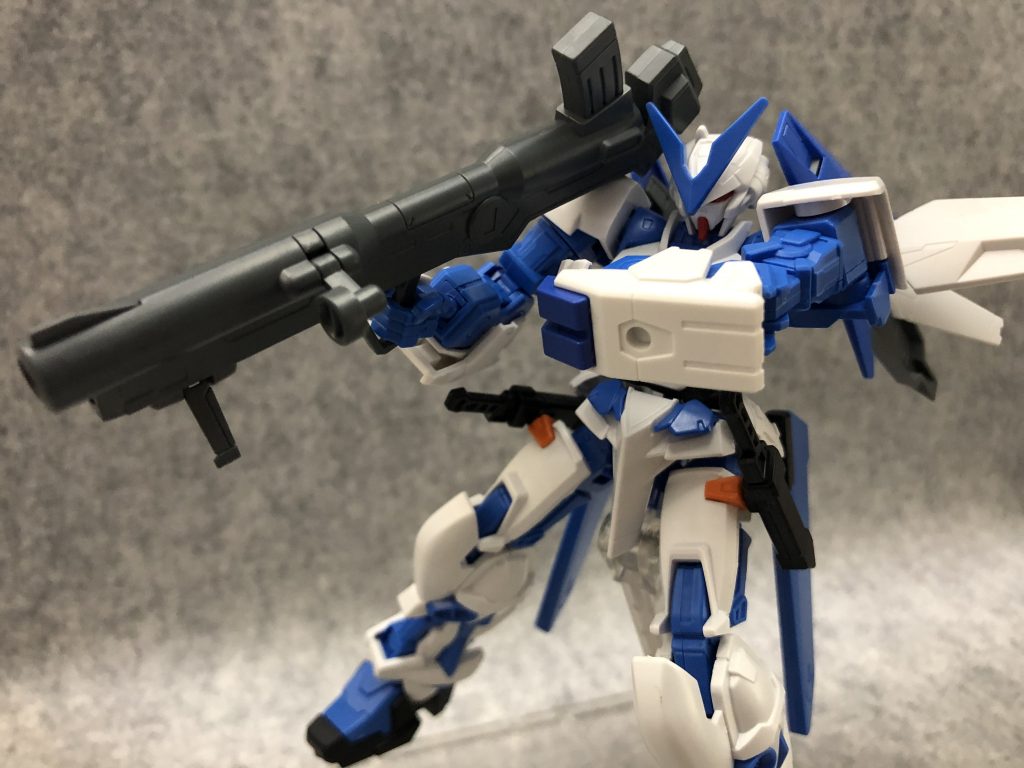 ドムトルーパーのギガランチャーを装備。