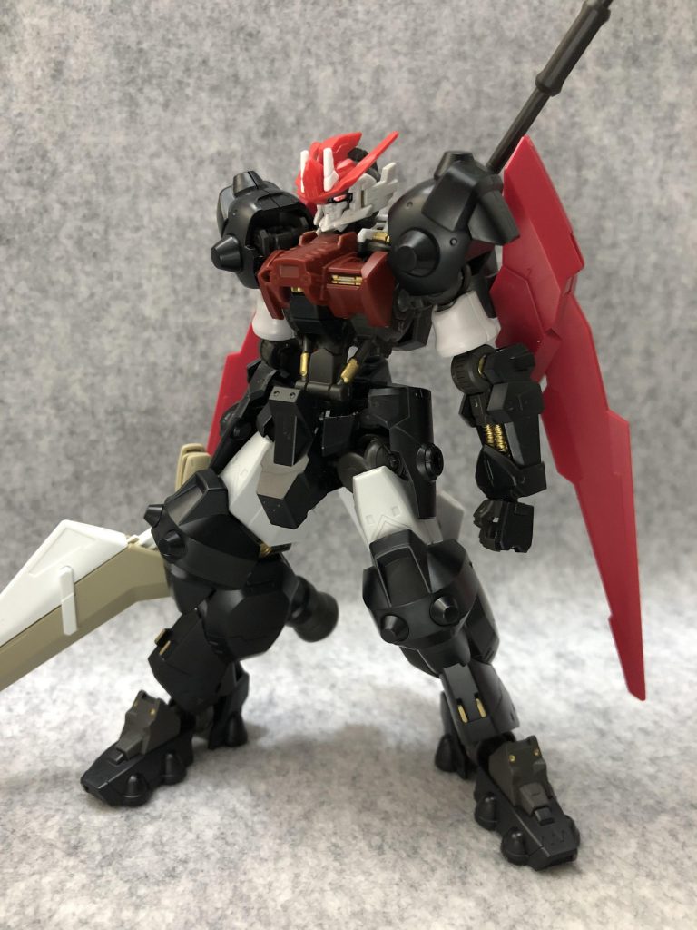 フロント。
本体は前記した3機の組み換え。二の腕のみキマリスだったか、キマリストルーパーだったか…。