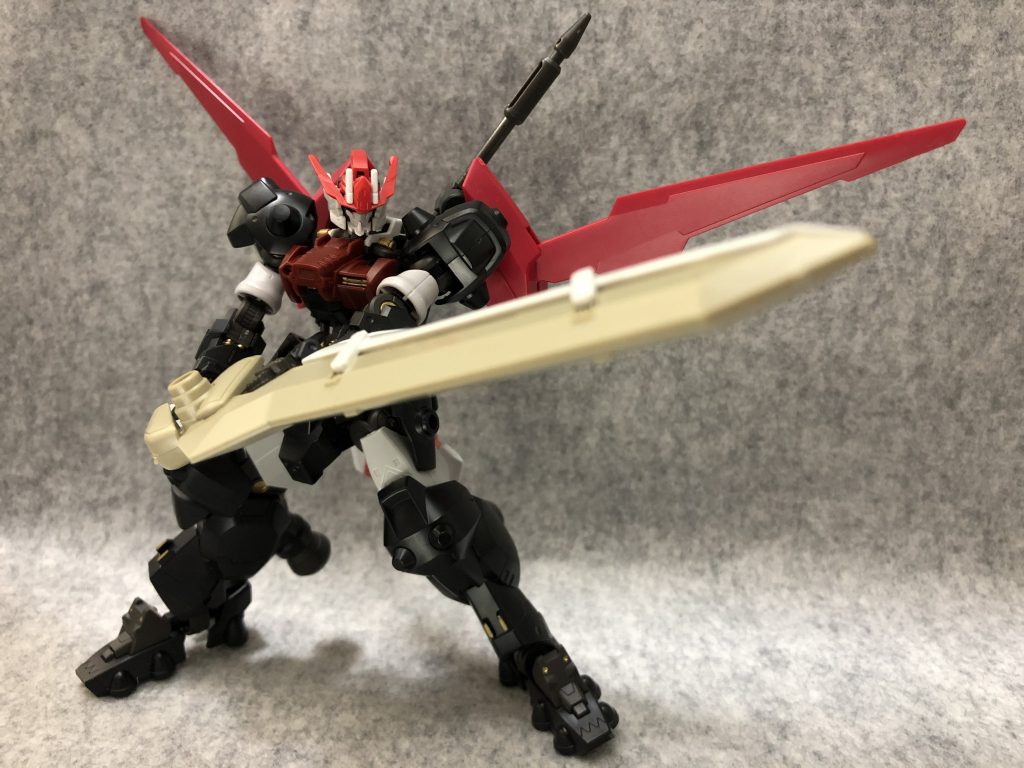 バスターソード。
スローネツヴァイのものです。