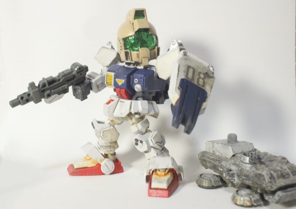 100mmマシンガンも装備。
ちょっと肉抜き埋めるだけで全然見栄えが違いますね