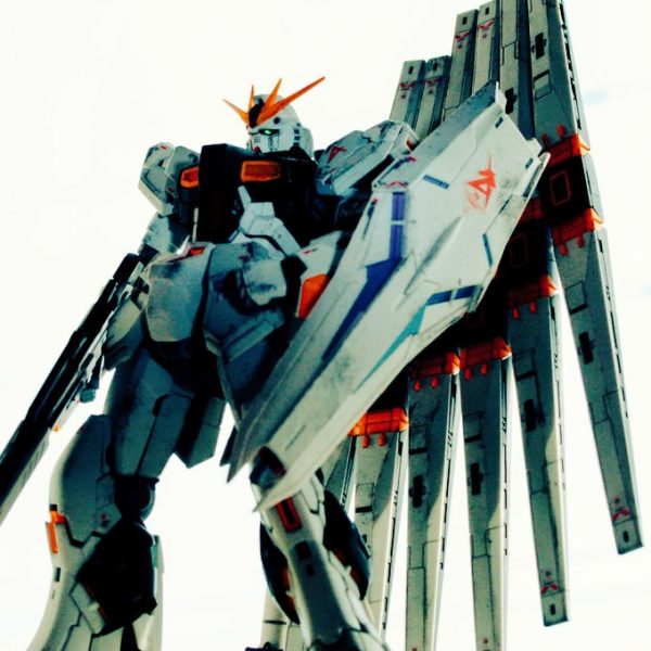 四半世紀ぶりのνガンダム