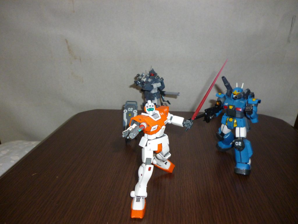 最後までご覧いただき、ありがとうございました。
かなり昔に製作した作品も混じっていますが、「12月31日と言えばア・バオア・クー戦の日」ということで投稿してみました(もっとも、もう日付も年も変わってしまっていますが・・・)。
以前投稿した「迫撃!トリプル・ドム」と同じように、今回の3機は時間を見て個別投稿をしていきたいと思いますので、また是非ご覧になってください。
また、(ほぼ)同時投稿している「幻獣の影武者たち」も合わせてお楽しみください。
最後になりますが、本作品をご覧になっての感想などいただけますと幸いです。