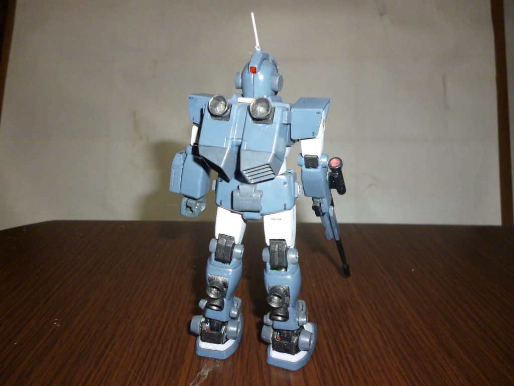 リアビューその２です。
バズーカラックは旧キット付属のモノに差し替え可能です。