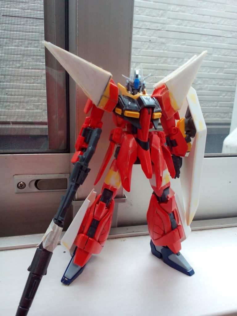 製作中の写真
足のブースター
シールド
肩部はプラバンからのスクラッチです。
足とか頭はライトニングから持ってきました。