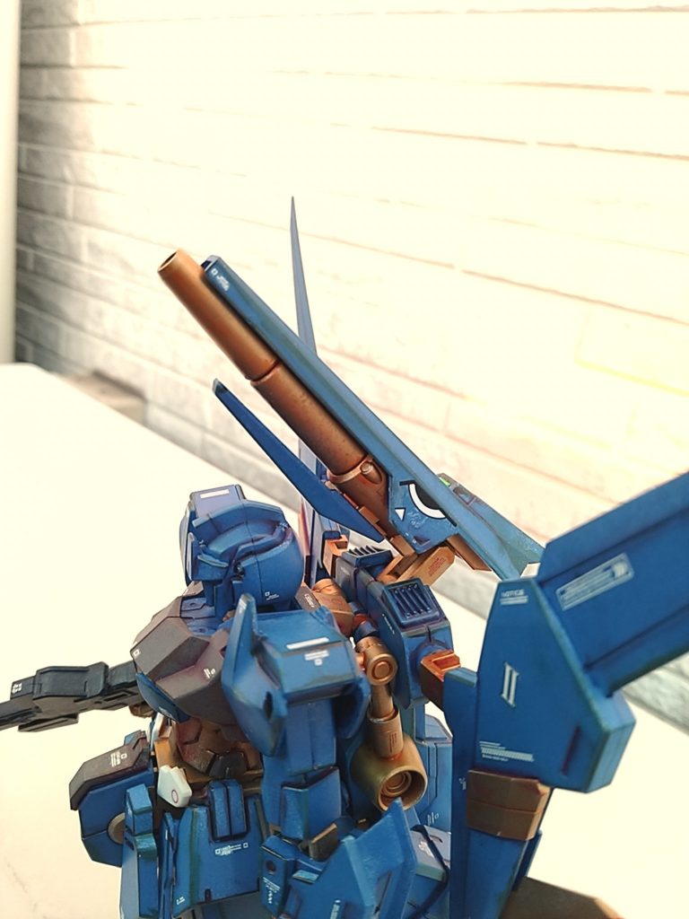 流星号のデカールを機首に貼っています。