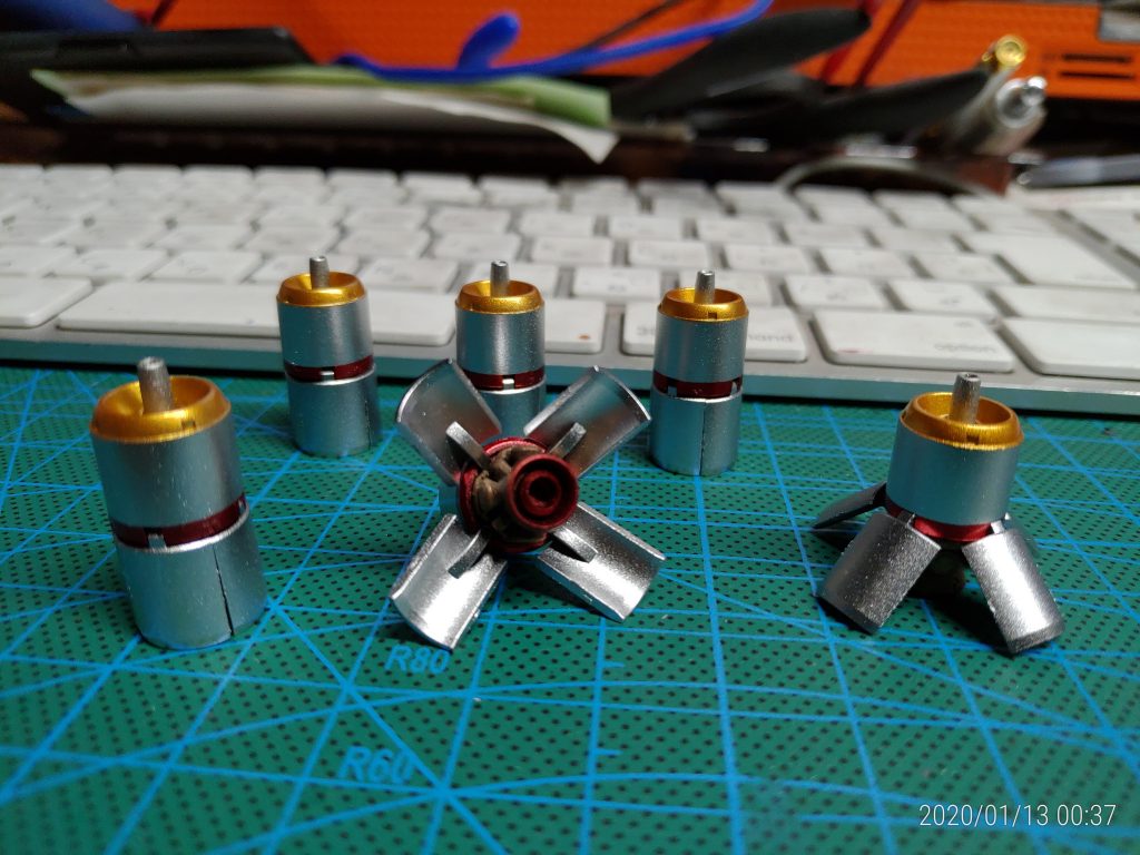 サザビー　Gold Edition–3枚目/制作者：taktak