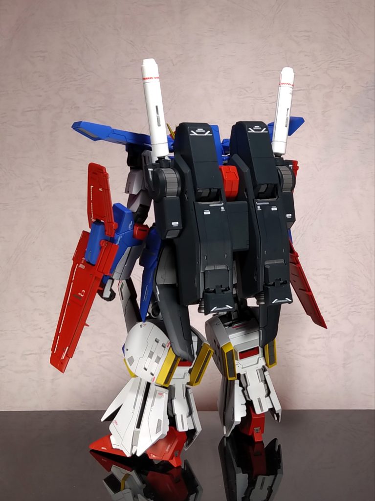 MG ZZガンダム–3枚目/制作者：ビタ