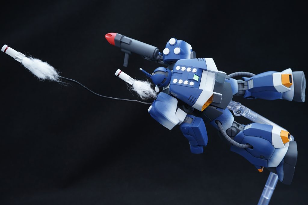 ## サブロック2
背面のサブロックはバックパックと一体だったので塗り分けただけですね。
劇中では上陸前にこればら撒いてミサイルのシャワー降らせてたような…。

ジオラマではそのシーン再現出来ればいいな～。