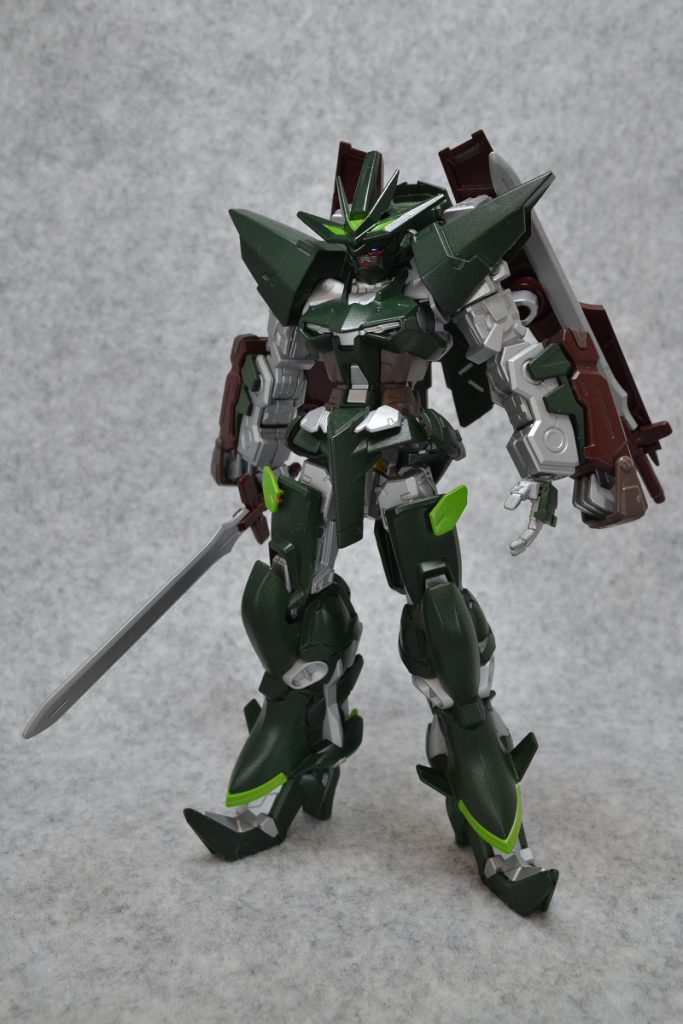 フロント。
武装はソード×2とツムハノタチ×2の剣戟特化仕様です。
肩はGバウンサーから。