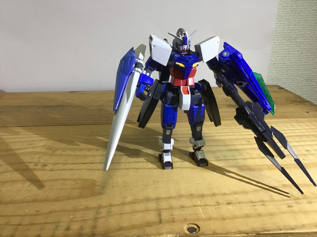 センターケルベロスと合体することにより強襲特化機ケルベロスガンダムになります