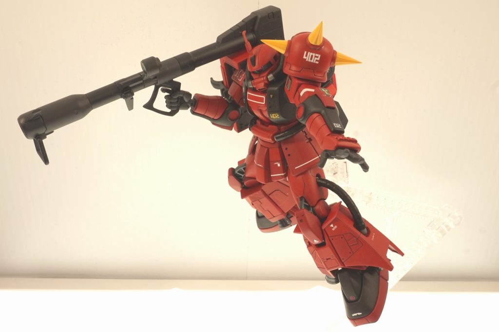 R2ザクといえばジャイアントバズでしょう。