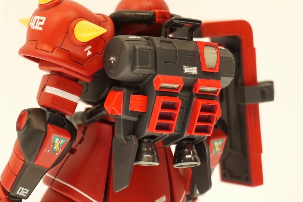 ランドセルは、思い切ってカラフルに塗分けました。