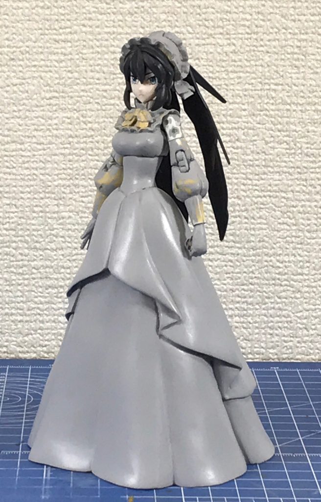 あとはひたすら磨いて形状を整えて出来上がり。