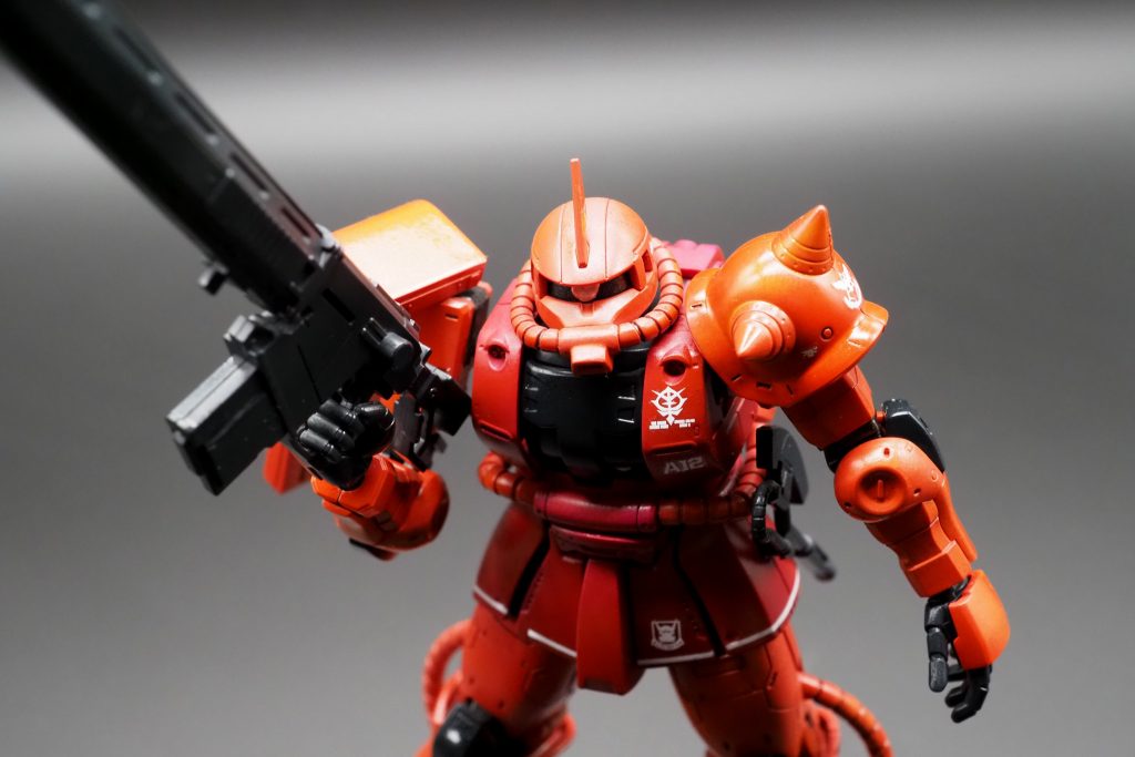 HGオリジン シャア専用ザクⅡ–2枚目/制作者:でじ