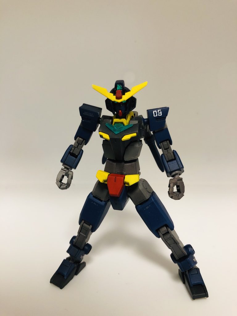## コアガンダム(ティターンズカラー)前面

　MK-2のカラーリングをモチーフにして、さらにメリハリをつけるためにヘリウムコア部分をイエローにしました。