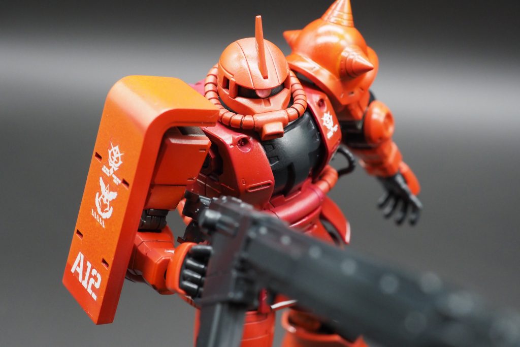 HGオリジン シャア専用ザクⅡ–3枚目/制作者:でじ