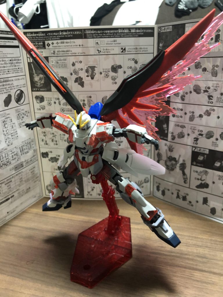 仮組み作中をイメージしてデスティニーとステイメンを使用してみました。