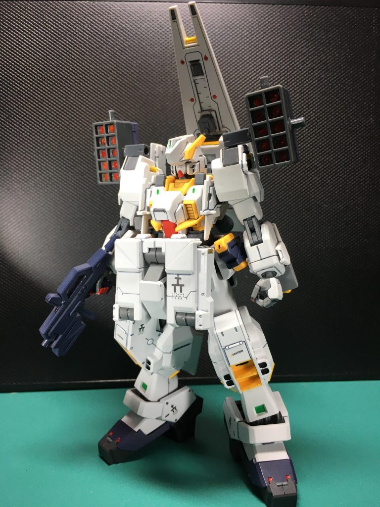 規格が共通なのでもちろんヘイズル改にもユニットを装着できます。早く2号機を買ってアウスラにしたいなぁ。