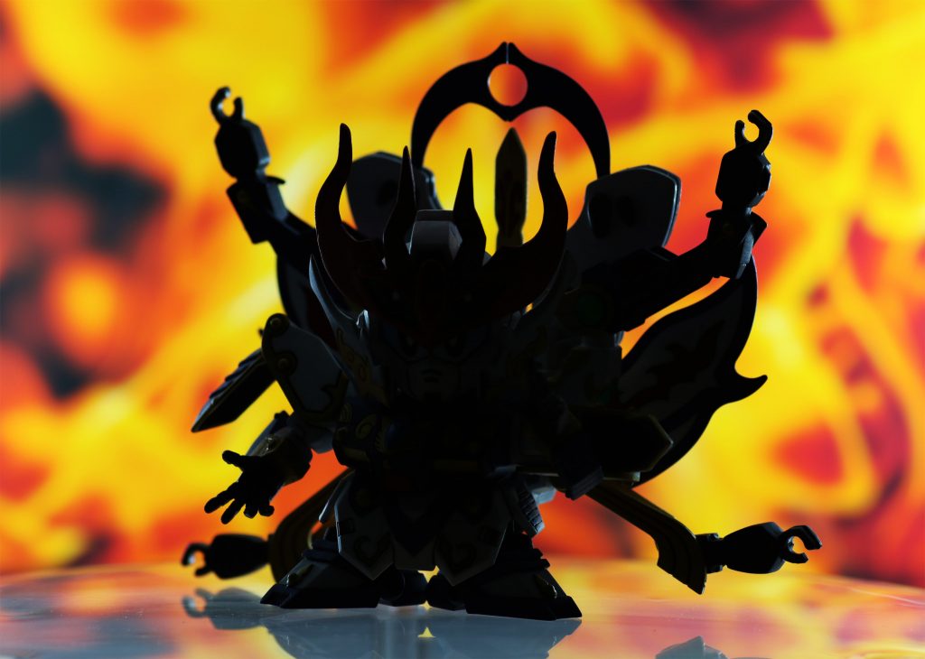 ガンダムF90をベースに、仏教美術の要素を取り入れたシルエットが最高……最高……。