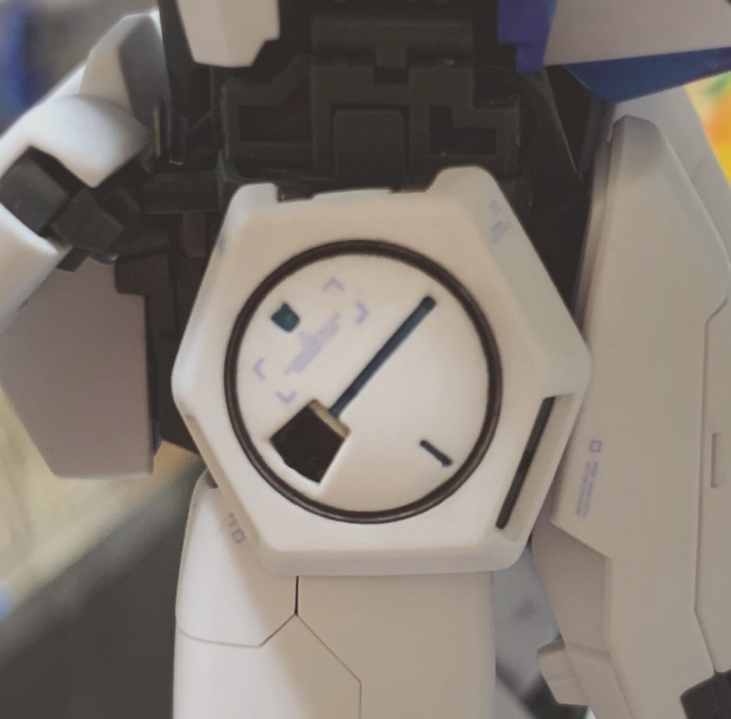 装備をつけると見えなくなってしまうけど膝、肘、サイドアーマーなどはエナメルのメタリックブルーで塗ってま!
最後まで見ていただきありがとうございますm(_ _)m