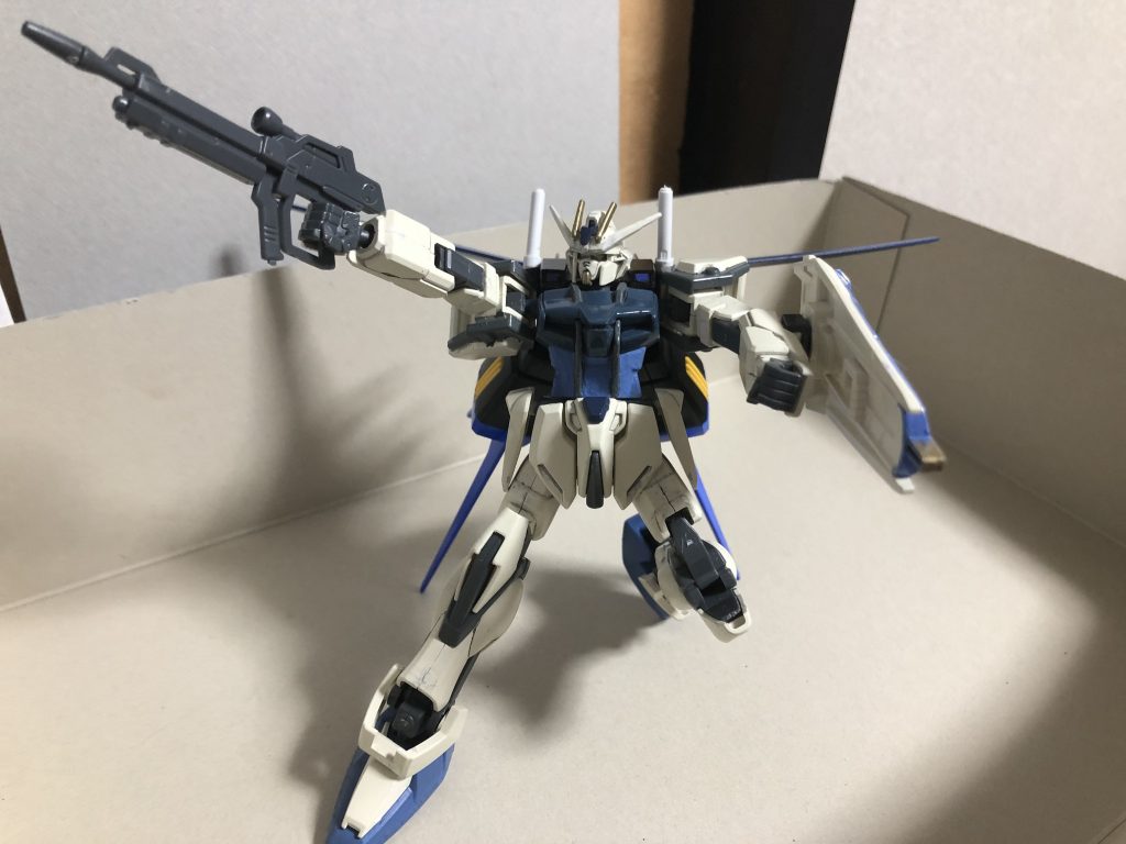 エールストライカーver. seedのタイトルバックのポーズでやってみました!