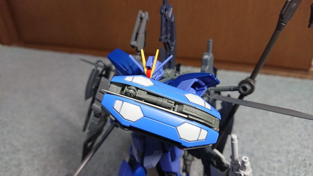 レヴシールド
形状は変わりありませんが対ビームコーティングされてる設定です