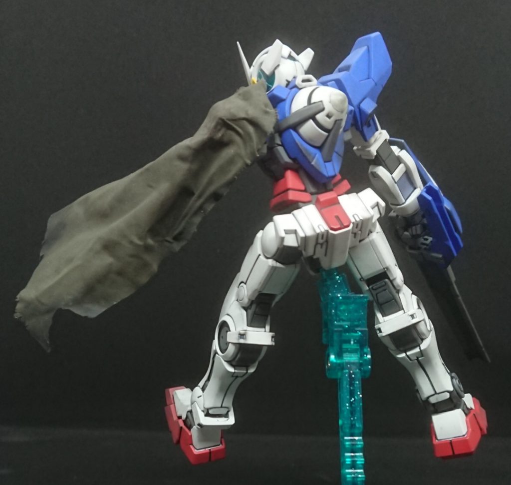 マントは後述のジョイントでフレキシブルに稼働。バサー