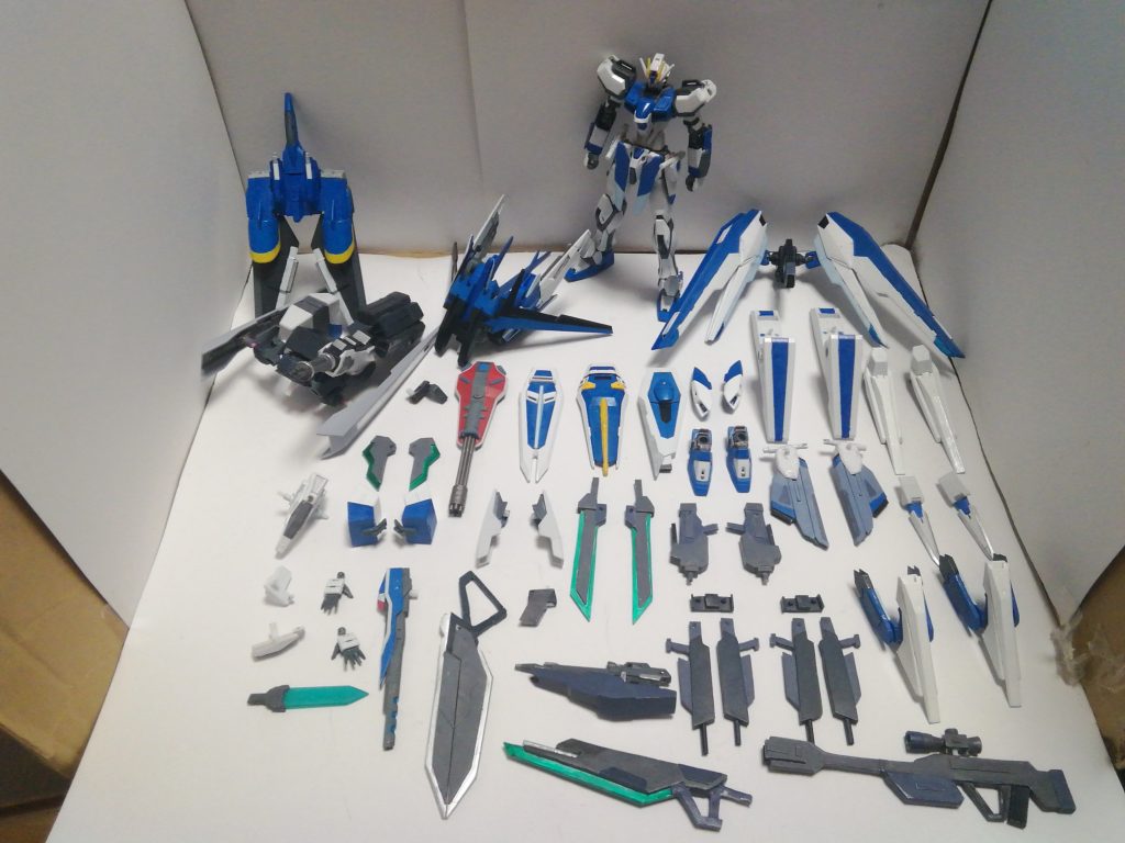 最後に画像には乗せきれなかった装備を含めた全装備です(6/5更新で画像は諸事情により更新できませんがコアストライカーがなくなり、バックウェポンストライカーが加わりました)