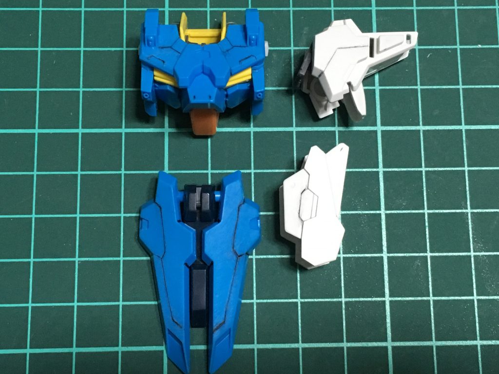 HGのパーツをRGとして迫力負けしないように筋彫りを施しました。