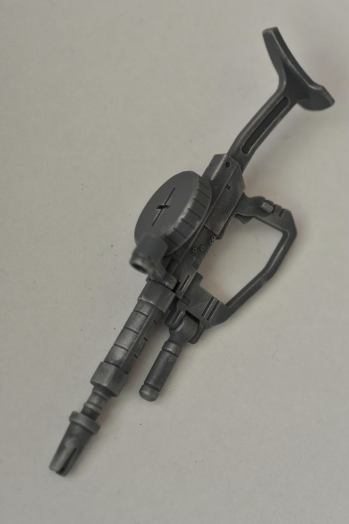 アフター（ウェザリングあり）

タミヤの“ウェザリングマスター”を使用しています。トップコートを掛けた上からでないと定着しないですね。