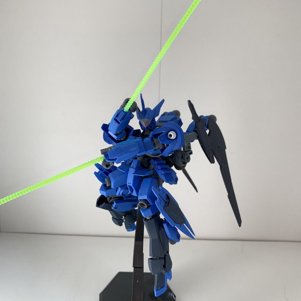 試験武装ヒートワイヤーこれがのちにジュリアのブレードに発展