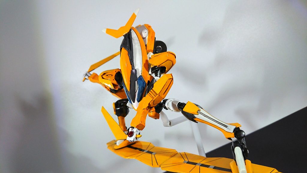 *・GNブーメランブレード*
typeZEROにも搭載されているブレード。
最高速度ですれ違い様に斬りつけて使用する。また投げる事も出来るが戻っては来ない。