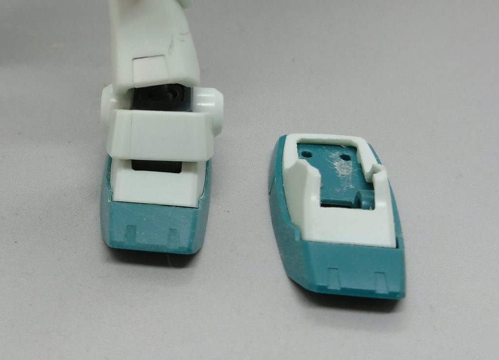 スリッパサイドはこんな感じに削りました。