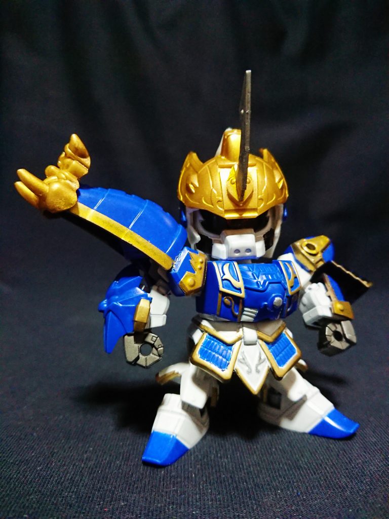 袁紹軍の二枚看板と称され、右将軍と呼ばれる技の豪将。
長刀の牛頭剛槍は顔良にしか扱えない重量級の薙刀となっている。
烏巣の戦いで曹操軍の夏候惇と戦った。
文醜と義兄弟の契りを交わした二人の武勇は、三璃紗全土に轟いていたという。