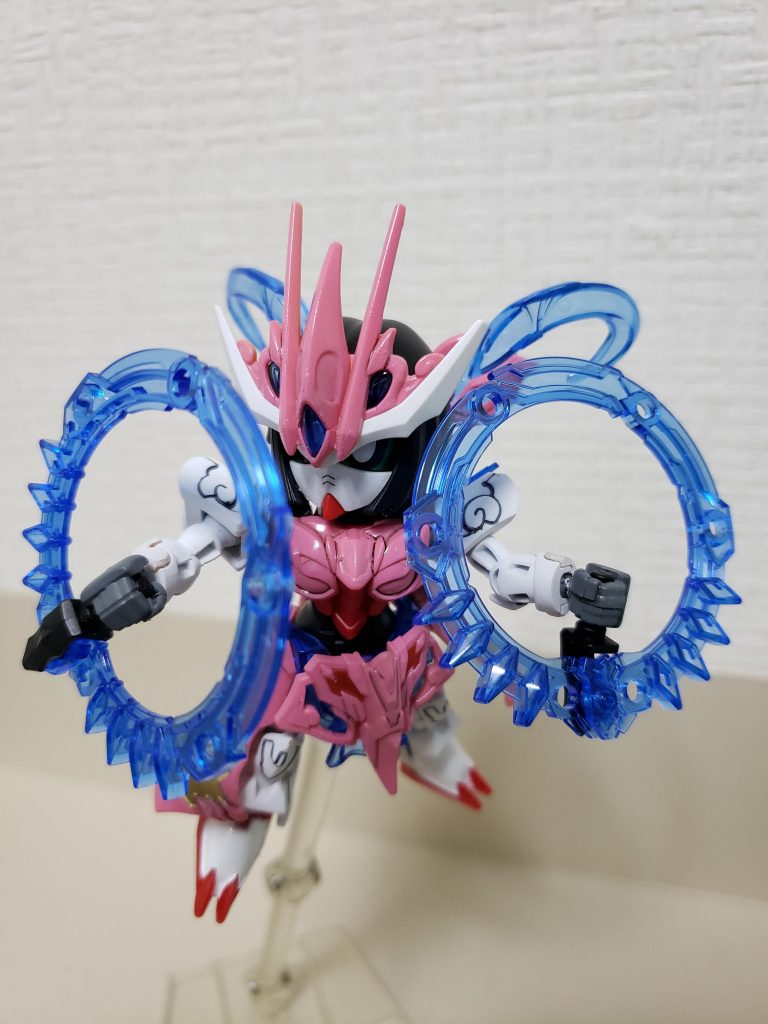 號虎走軌
超速回転させたチャクラムによる二連撃。