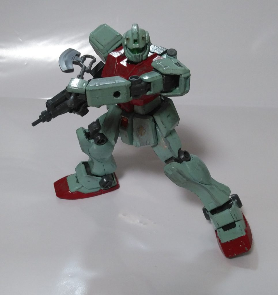 ヒートホークまでも使うあたり、この頃の連邦軍は物資不足なのか・・・？