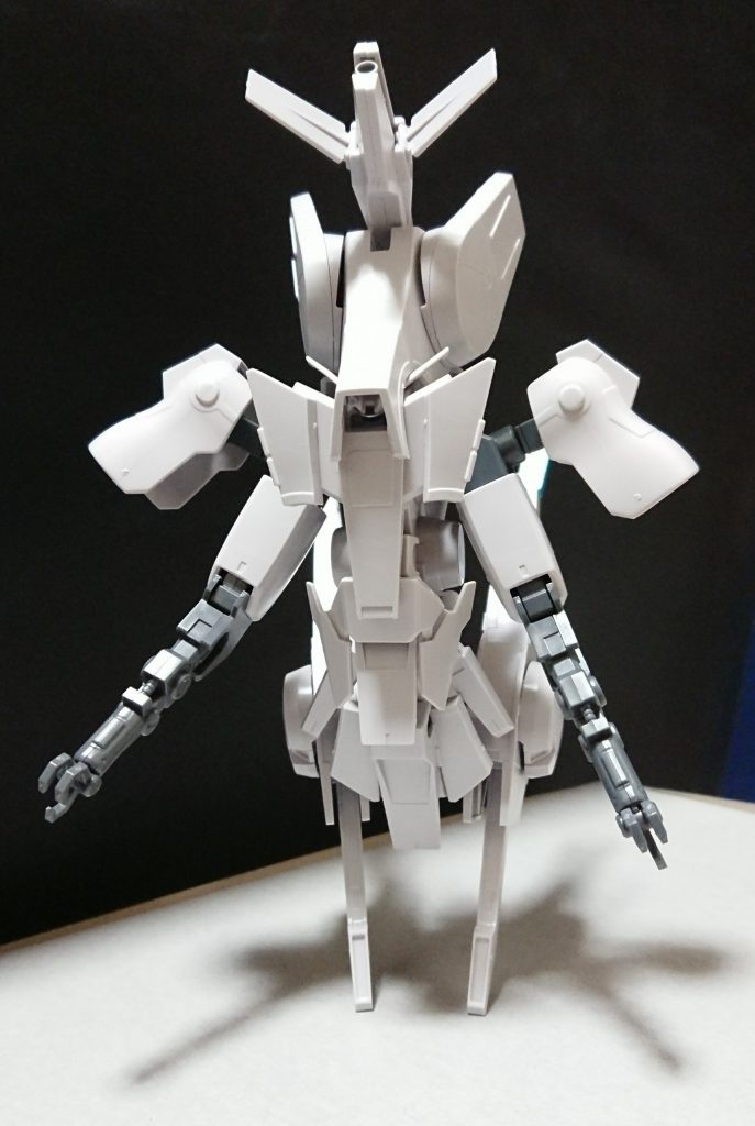 この機体を作り上げた男は