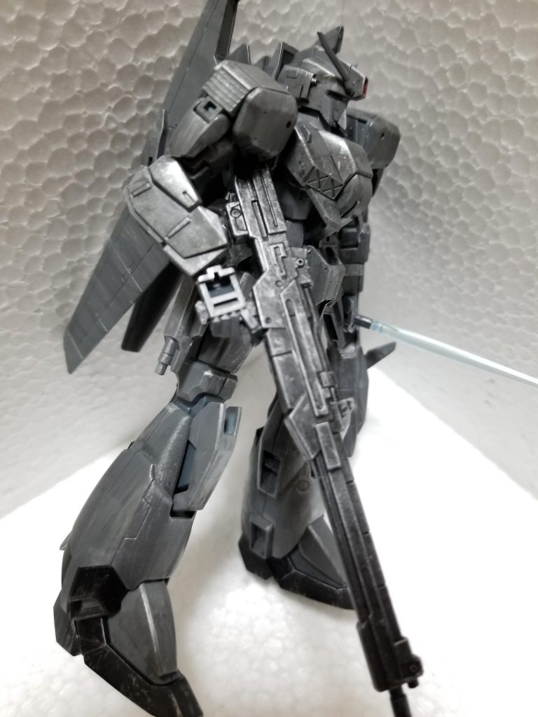 簡単にウェザリングを施すだけでかなり印象が変わるのは初心者側としては嬉しいですね。